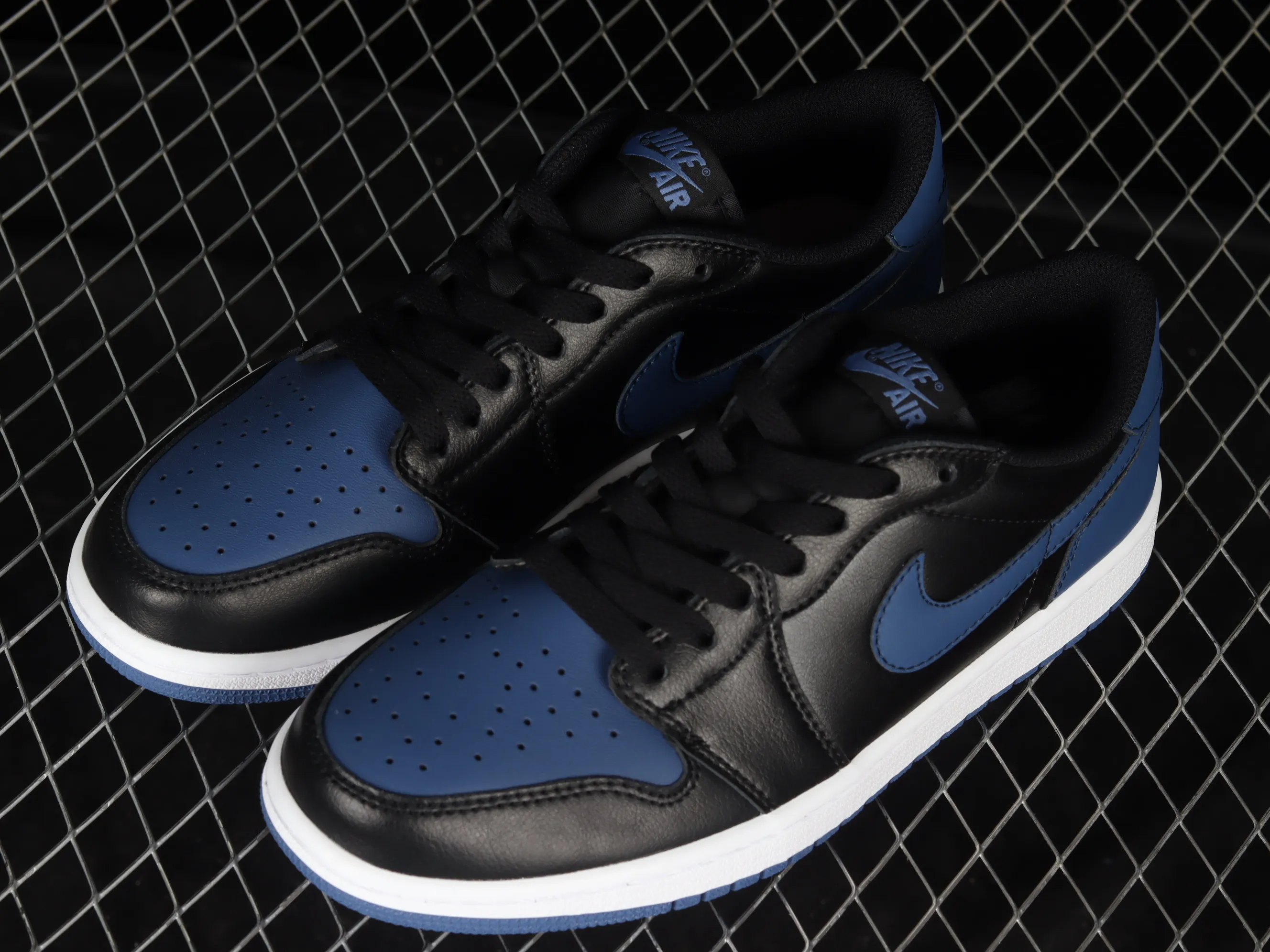 All categories Air Jordan Jordan series basketball shoes Air Jordan 1 Low Z version Air Jordan 1 Low OG "Mystic Navy" AJ1 Joe 1 Fujiwara Hiroshi black and blue low-top basketball shoes CZ0790-041